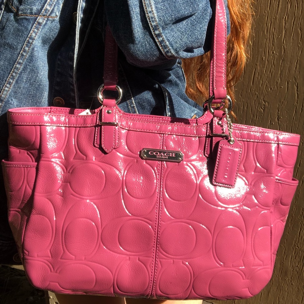 Coach Glam Tote🌸⛄️